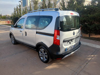 voitures-renault-kangoo-2024-stpway-oran-algerie