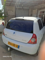 voitures-renault-clio-campus-2013-bye-grarem-gouga-mila-algerie