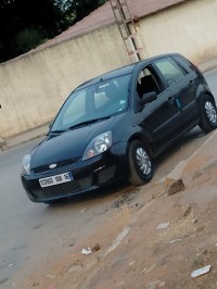 voitures-ford-fiesta-2008-ghia-douera-alger-algerie