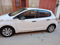 voitures-peugeot-208-2013-active-tlemcen-algerie