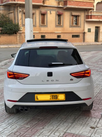 voitures-seat-leon-2019-fr15-ensigha-khenchela-algerie