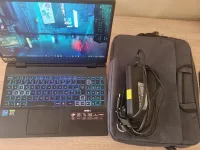 Laptop gaming avec chargeur original