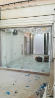 construction-travaux-montage-separation-et-reparation-de-verre-vitrine-cabine-etvente-accessoires-serrure-pompe-alger-centre-algerie