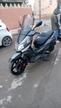 motos-et-scooters-300-cetait-quand-sym-2017-medea-algerie