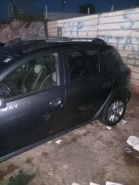 سيارة-صغيرة-dacia-sandero-2019-stepway-بئر-الجير-وهران-الجزائر