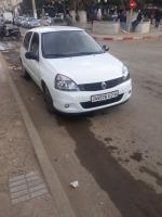 citadine-renault-clio-campus-2012-bye-douera-alger-algerie