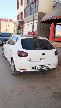 voitures-seat-ibiza-2012-fully-toit-ouvrant-sougueur-tiaret-algerie