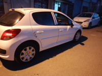 voitures-peugeot-207-plus-2013-skikda-algerie