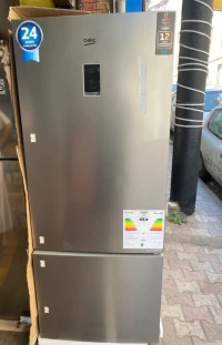 Réfrigérateur BEKO Combiné 630L