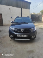 voitures-dacia-sandero-2017-stepway-dar-el-beida-alger-algerie