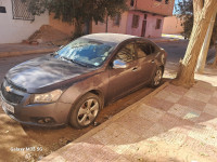 voitures-chevrolet-cruze-2012-naama-algerie