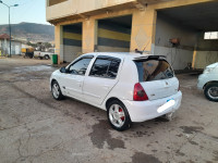 voitures-renault-clio-campus-2012-bye-el-amra-ain-defla-algerie