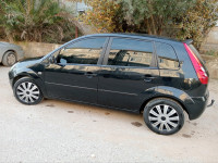 voitures-ford-fiesta-2005-skikda-algerie