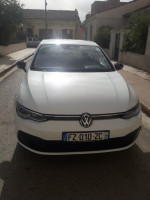 voitures-volkswagen-golf-8-2021-1-st-edition-bouira-algerie