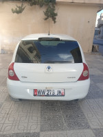 voitures-renault-clio-campus-2012-bye-les-eucalyptus-alger-algerie