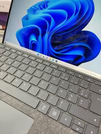 Surface Pro X SQ1 8G 128SSD thumbnail 2