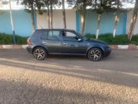 moyenne-berline-volkswagen-golf-4-2002-tiaret-algerie