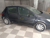 moyenne-berline-peugeot-307-2007-khenchela-algerie