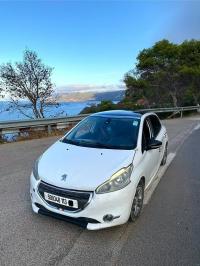 سيارات-peugeot-208-2013-بني-حواء-الشلف-الجزائر