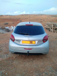 voitures-peugeot-208-2015-allure-chlef-algerie