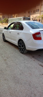 voitures-skoda-rapid-2015-edition-bejaia-algerie