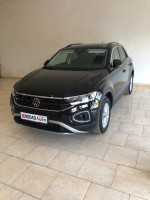 voitures-volkswagen-t-roc-2023-larbaa-blida-algerie