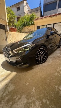 سيارات-bmw-serie-1-2022-m-sport-بن-عكنون-الجزائر