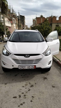 voitures-hyundai-tucson-2015-el-harrouch-skikda-algerie