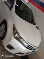 voitures-toyota-nouvelle-corolla-verso-2014-ain-bessem-bouira-algerie