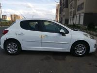 voitures-peugeot-207-2013-new-active-bouira-algerie