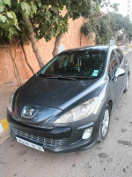 voitures-peugeot-308-2011-bou-zedjar-ain-temouchent-algerie