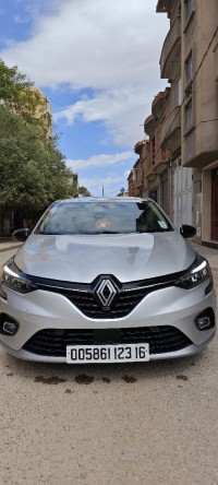 سيارات-renault-clio-5-2023-equilibre-القبة-الجزائر