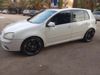 voitures-volkswagen-golf-5-2004-carat-algerie