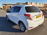 سيارات-toyota-yaris-2013-الأغواط-الجزائر