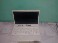 Laptop SONI i5