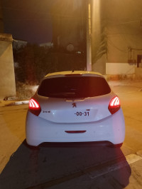 voitures-peugeot-208-2019-allure-facelift-baraki-alger-algerie