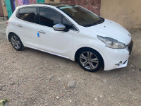 voitures-peugeot-208-2014-allure-draa-el-mizan-tizi-ouzou-algerie