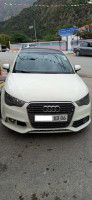 voitures-audi-a1-2013-taskriout-bejaia-algerie