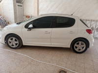 voitures-peugeot-207-2012-msila-algerie