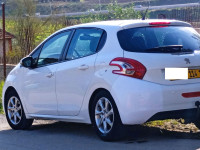 voitures-peugeot-208-2014-alluer-boumerdes-algerie