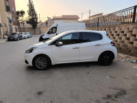 voitures-peugeot-208-2015-allure-facelift-staoueli-alger-algerie