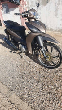 motos-et-scooters-lifan-2024-oum-el-bouaghi-algerie