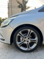 voitures-renault-clio-4-2018-gt-line-boufarik-blida-algerie