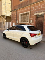 voitures-audi-a1-sport-back-2013-tlemcen-algerie