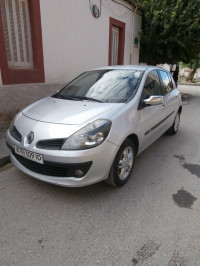 voitures-renault-clio-3-2009-dynamique-bouira-algerie