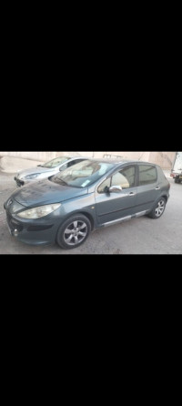 voitures-peugeot-307-2006-oxygo-xt-tazoult-batna-algerie