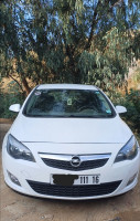 voitures-opel-astra-2011-j-douera-alger-algerie