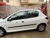 سيارات-peugeot-206-2001-بئر-مراد-رايس-الجزائر
