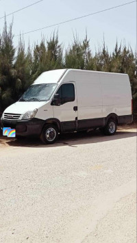 fourgon-iveco-2007-ghardaia-algerie