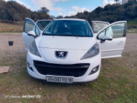 voitures-peugeot-207-2013-new-active-rouiba-alger-algerie